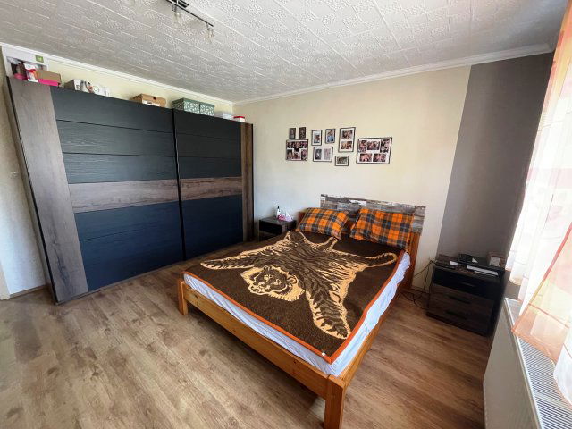Eladó családi ház, Sandon 23.6 M Ft, 2 szobás