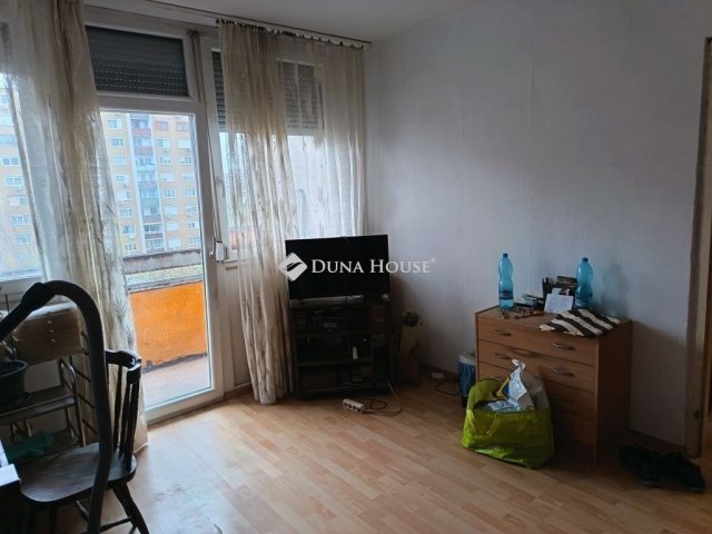 Eladó panellakás, Budapesten, IV. kerületben 69.9 M Ft, 3 szobás