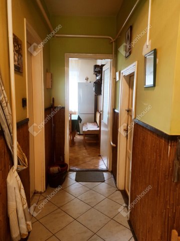 Eladó családi ház, Szegeden 98 M Ft, 4 szobás