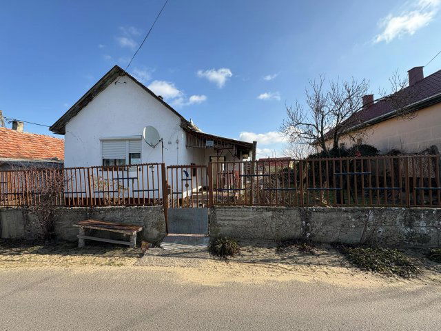 Eladó családi ház, Nyíracsádon 12.9 M Ft, 2 szobás
