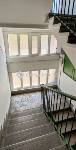 Eladó téglalakás, Kecskeméten 54 M Ft, 3 szobás