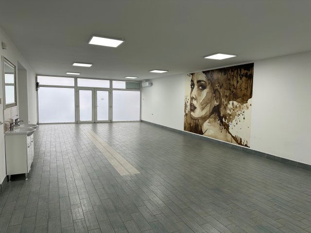 Eladó családi ház, Debrecenben 280 M Ft, 9 szobás