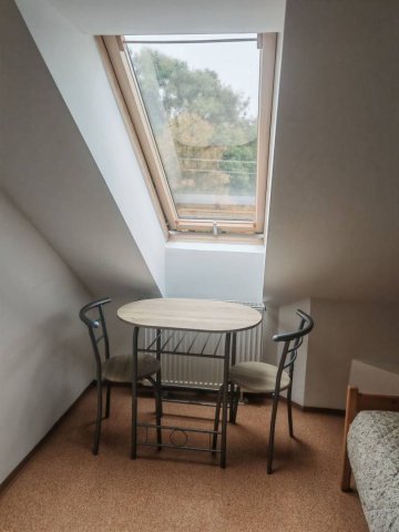 Kiadó téglalakás, albérlet, Győrött 126 E Ft / hó, 1 szobás