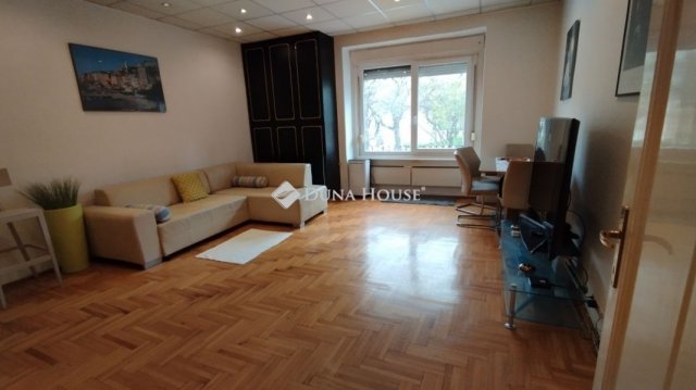 Eladó téglalakás, Budapesten, V. kerületben 94.9 M Ft, 2 szobás