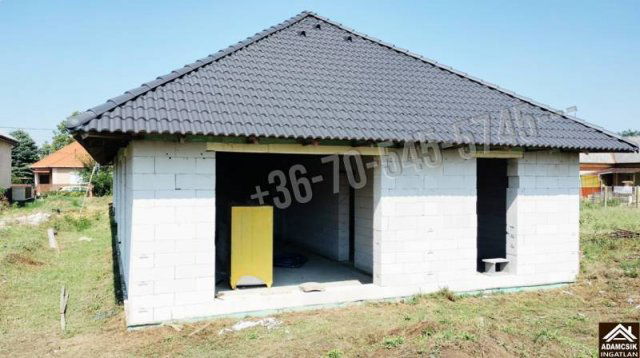 Eladó családi ház, Inárcson 71.99 M Ft, 4 szobás