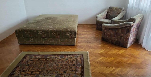 Kiadó téglalakás, albérlet, Pécsett 100 E Ft / hó, 1 szobás