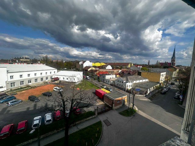 Eladó téglalakás, Budapesten, X. kerületben 88.7 M Ft, 3 szobás