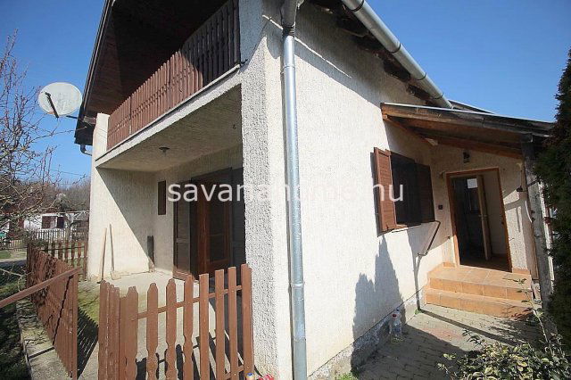 Eladó nyaraló, Meggyeskovácsin 19.9 M Ft, 3 szobás