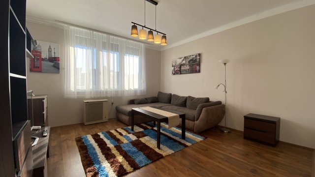 Kiadó téglalakás, albérlet, Debrecenben 250 E Ft / hó, 3 szobás