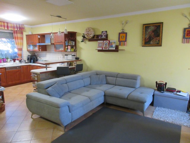 Eladó sorház, Debrecenben 165 M Ft, 4 szobás