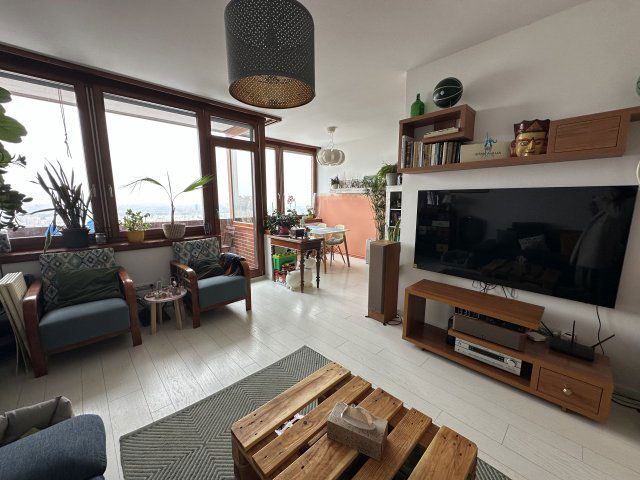 Kiadó téglalakás, albérlet, III. kerületben, Toboz utcában