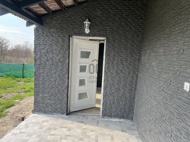 Eladó családi ház, Alattyánban 12.5 M Ft, 3 szobás