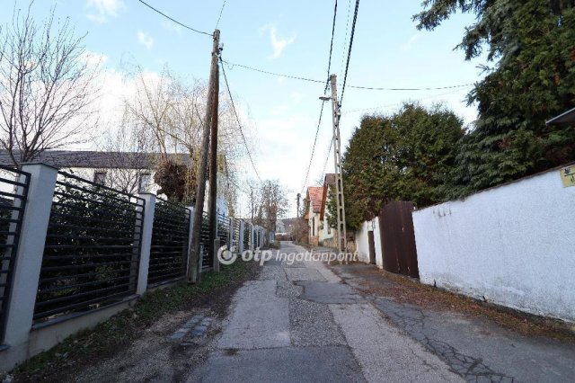 Eladó családi ház, Budapesten, II. kerületben 109.98 M Ft