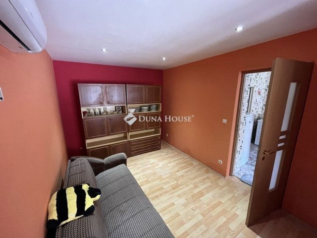 Eladó családi ház, Kecskeméten 36 M Ft, 2 szobás