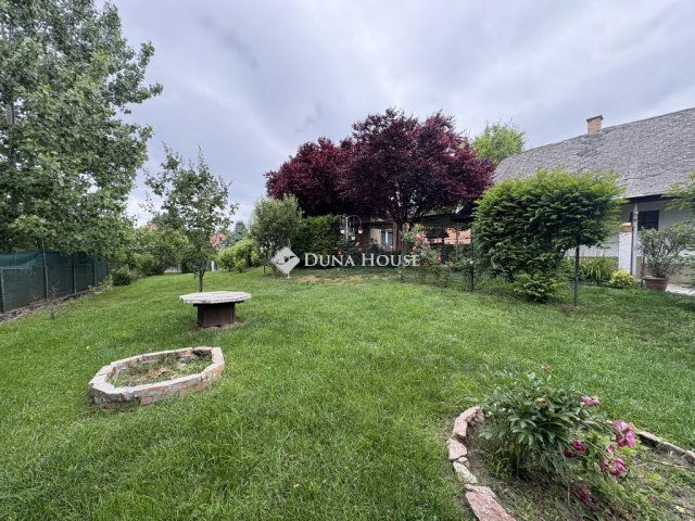 Eladó családi ház, Vámosszabadin 90 M Ft, 3 szobás