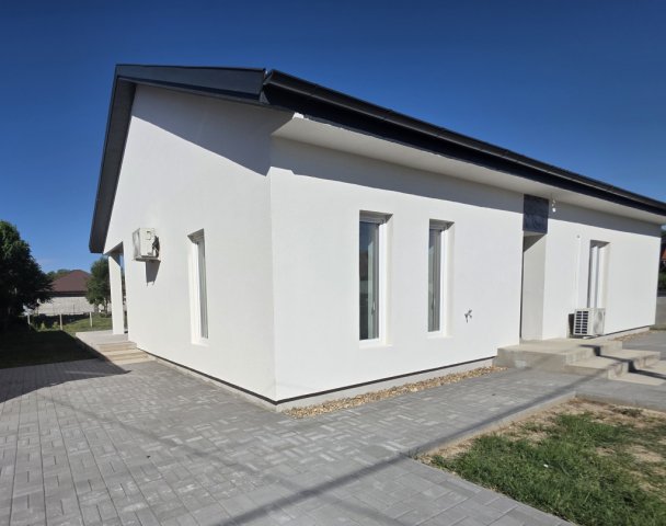 Eladó családi ház, Baracskán 85 M Ft, 2+2 szobás