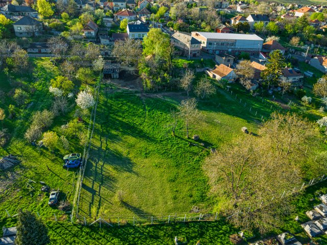 Eladó telek, Abasáron 12 M Ft / költözzbe.hu