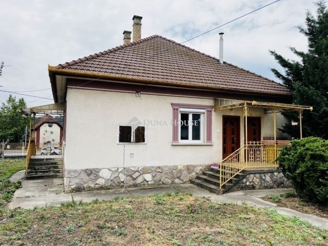 Eladó családi ház, Sülysápon 54.9 M Ft, 3 szobás