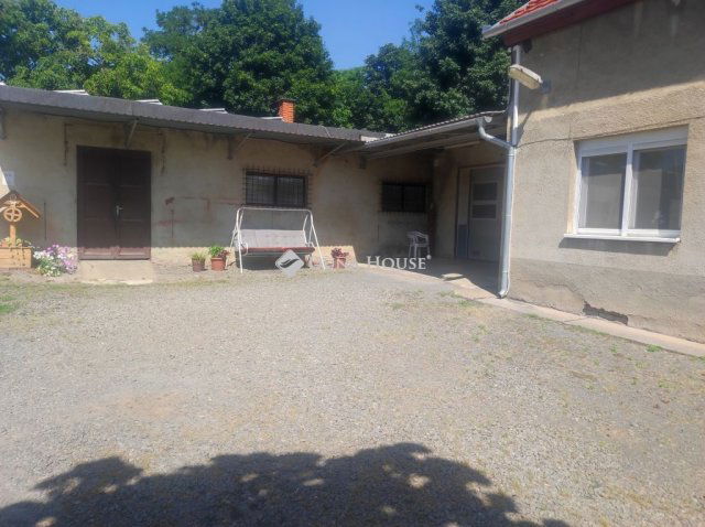 Eladó ipari ingatlan, Pécsett 295 M Ft / költözzbe.hu