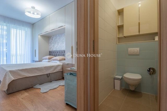 Eladó téglalakás, Budapesten, XIII. kerületben 100 M Ft