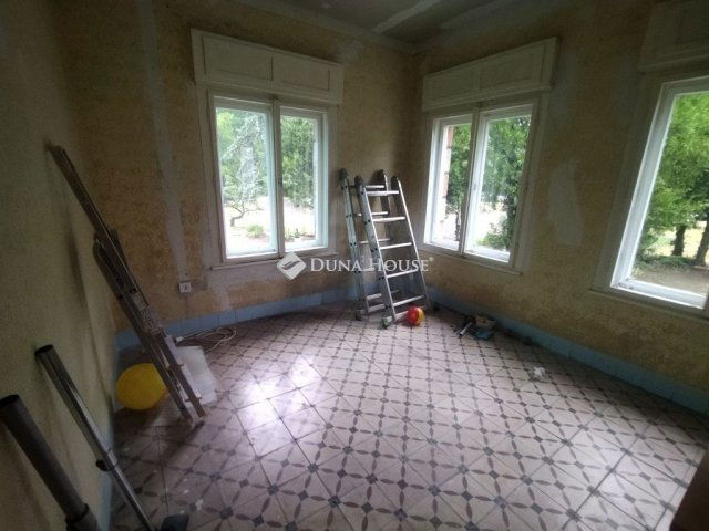 Eladó családi ház, Tápiószentmártonon 40 M Ft, 2 szobás