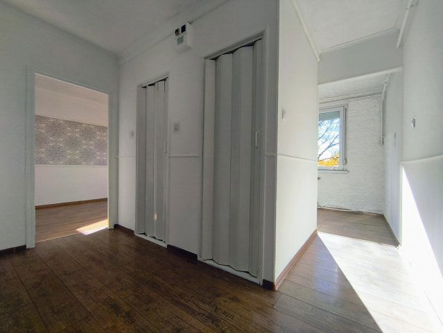 Eladó panellakás, Békésen 18.49 M Ft, 2+1 szobás