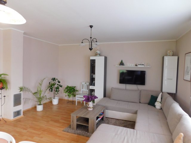 Eladó családi ház, Ordacsehin 79.9 M Ft, 3 szobás