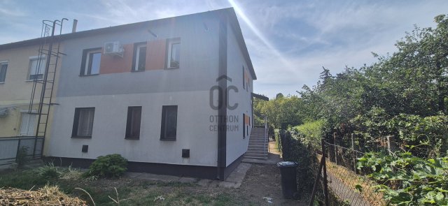 Eladó téglalakás, Tiszafüreden 35.9 M Ft, 2 szobás