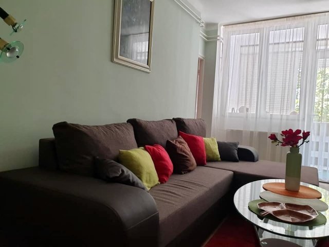 Kiadó téglalakás, albérlet, Debrecenben 220 E Ft / hó, 2 szobás