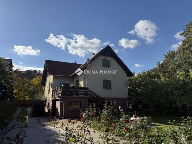 Eladó családi ház, Érden 199.9 M Ft, 5 szobás