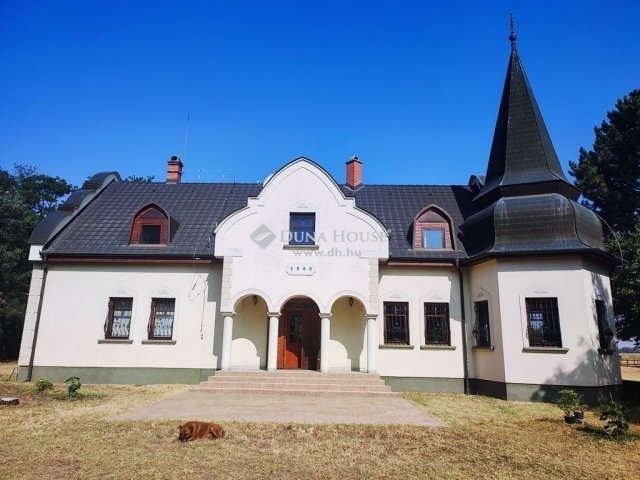 Eladó családi ház, Fülöpházán 229 M Ft, 7 szobás