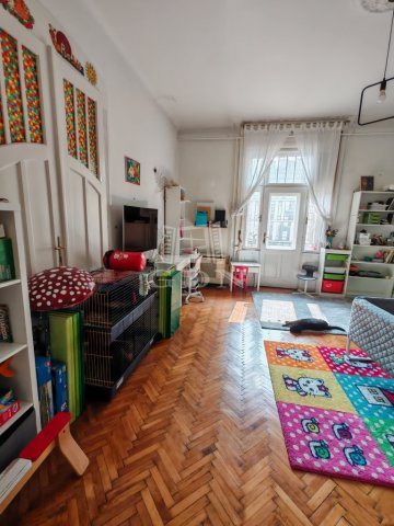 Eladó téglalakás, Budapesten, IX. kerületben, Soroksári úton