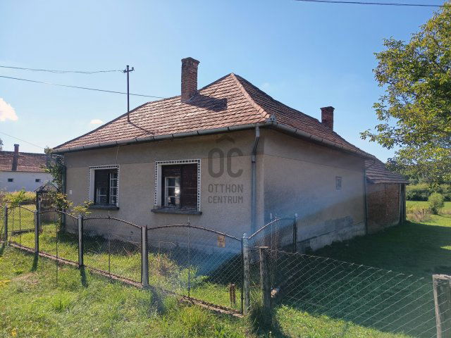 Eladó családi ház, Kálócfán 8.9 M Ft, 2 szobás