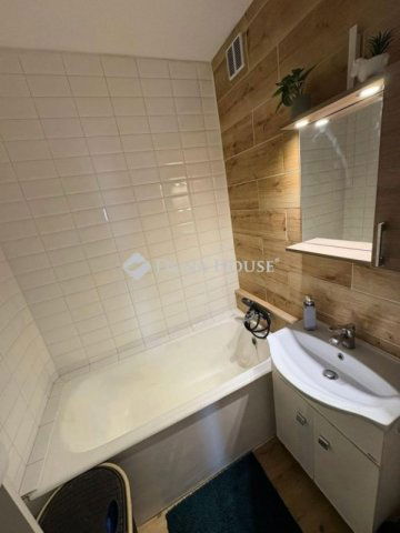 Eladó panellakás, Debrecenben 58 M Ft, 3 szobás