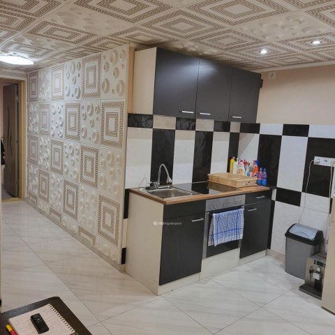 Eladó téglalakás, Berettyóújfaluban 26.5 M Ft, 3 szobás