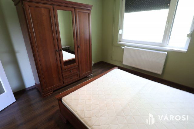 Kiadó téglalakás, albérlet, Szegeden 170 E Ft / hó, 2 szobás