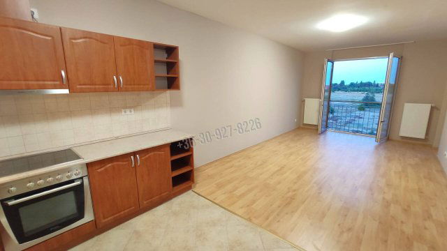 Kiadó téglalakás, albérlet, Győrött 240 E Ft / hó, 3 szobás