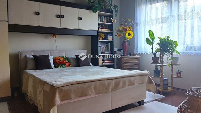 Eladó panellakás, Dorogon, Gorkij utcában 42.9 M Ft, 2 szobás