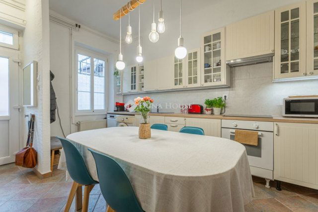 Eladó téglalakás, Budapesten, VII. kerületben 120.5 M Ft