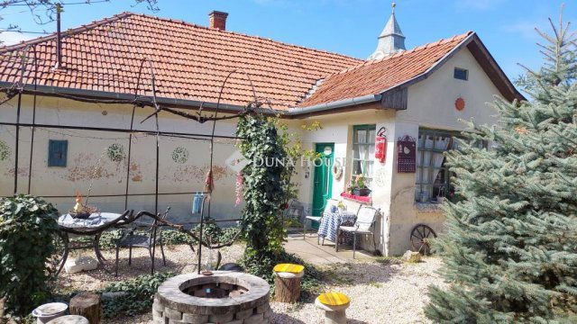 Eladó családi ház, Tarcalon 35 M Ft, 3 szobás