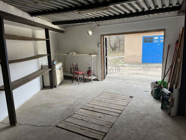 Eladó garázs, Dunaújvárosban 6.5 M Ft / költözzbe.hu