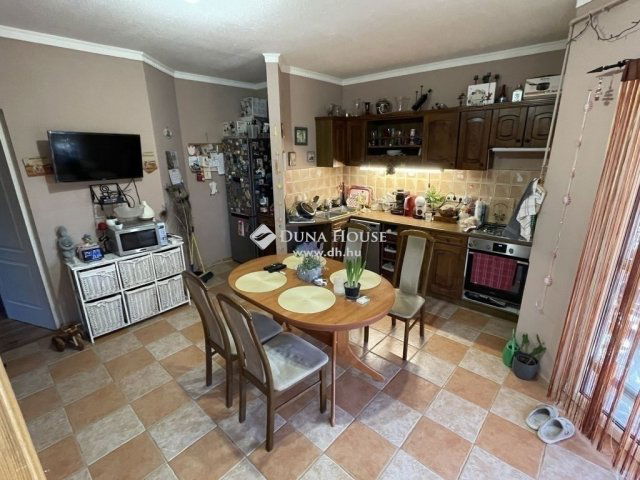 Eladó ikerház, Őrbottyánban 93 M Ft, 6 szobás