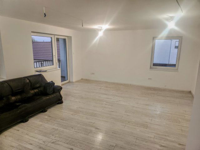 Eladó téglalakás, Debrecenben 109.9 M Ft, 4+1 szobás