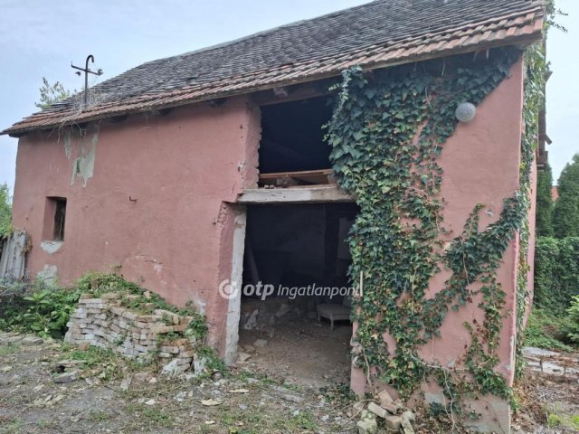 Eladó családi ház, Villányban 22 M Ft, 5 szobás
