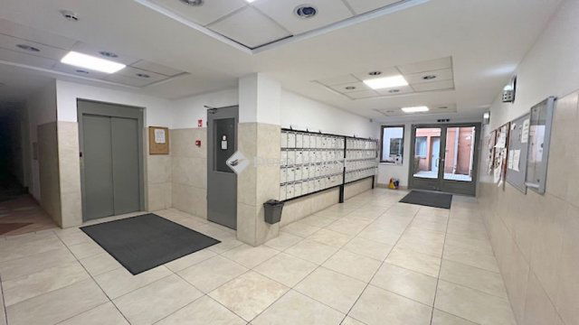 Eladó téglalakás, Budapesten, IX. kerületben 78.9 M Ft, 2 szobás