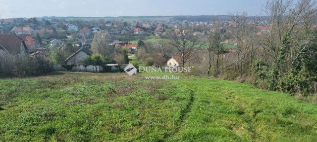 Eladó telek, Pécelen 51 M Ft / költözzbe.hu
