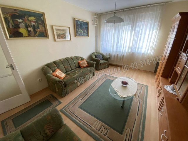 Eladó panellakás, Nagykanizsán, Zemplén Győző utcában 32 M Ft