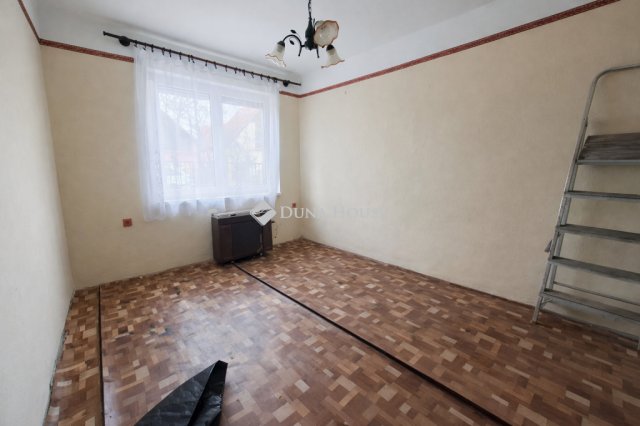 Eladó családi ház, Gyálon 75.9 M Ft, 3 szobás