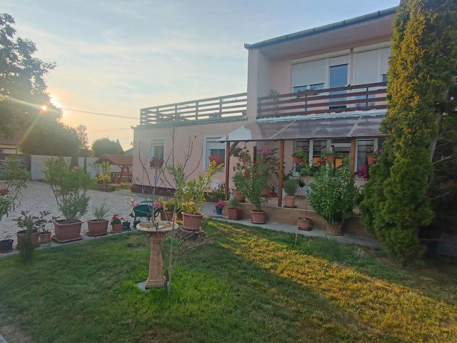 Eladó családi ház, Nagyhegyesen 75.9 M Ft, 3+1 szobás