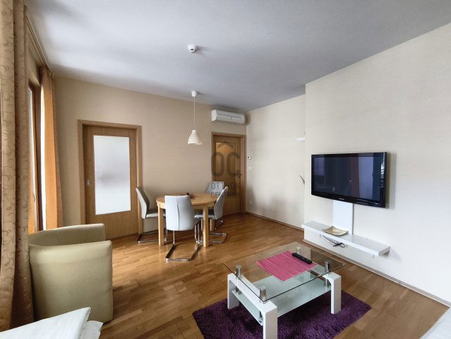 Eladó téglalakás, Budapesten, VI. kerületben 109.9 M Ft